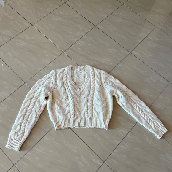 2863 Frame Off White Merino Wool cable knit cropped V-neck sweater sz Large - Picture 3 of 7
